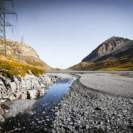 Valere C 211 * لوكباد